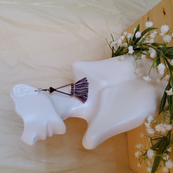 Vintage Style Tassel Earrings - Picture 3 of 5